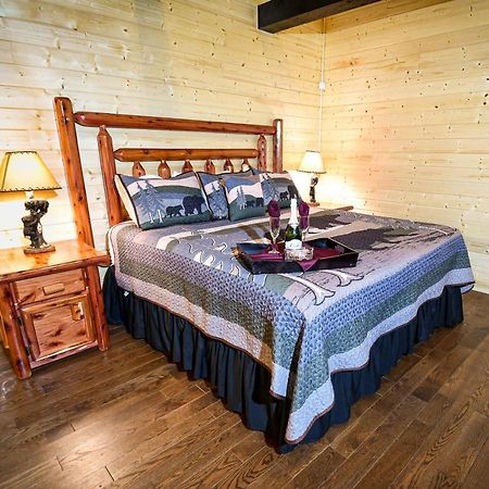Вилла Gatlinburg - Honeymoon Hideaway Экстерьер фото
